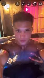 Hot looks, cool water 😉