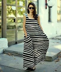 Long Dress Black And White Stripe Dress With Pockets Maxi Dress Summer Fashion Womensfashion Styleinspiration Dr Plus Size Summer Outfit Long Summer Dresses White Maxi Dresses