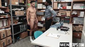 After An Intensive Strip Search, Shoplifter Agrees To Cooperate -  BoyFriendTV.com