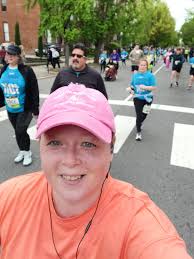 This was my second year (and pregnant free) to run the Ukrop's Monument  Avenue 10k in Richmond, VA. This event is truly unforgettable with intense  feelings of joy, peace and togetherness. Already
