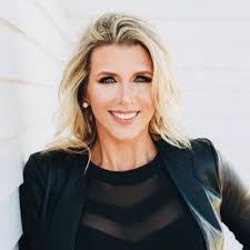 Karla Lacy's Instagram, Twitter & Facebook