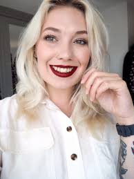 Just look to classic hollywood to see exactly what we mean. Rich Red Lipstick For Blonde Hair My Top 5 Black Tulip Beauty
