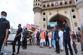 Chiranjeevi, nagarjuna, vijay deverakonda, bellamkonda srinivas and others cast their votes in the ghmc election on tuesday. 7elzm2hcdieqhm