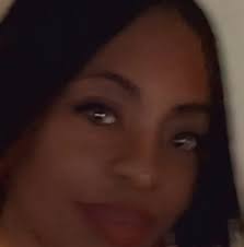 LaToya Lovinmeandmines Simmons