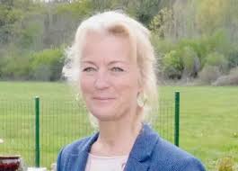 Qui est Laurence Robert-Dehault ?