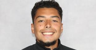 COLLEGE ROUNDUP: Eagles Defeat Rival Royals