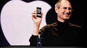 Стив джобс представляет ipod.2001 год|steve jobs introduces the ipod. Steve Jobs S Daughter Says It Took Bono To Get Her Father To Admit Naming Apple S Lisa Computer After Her Marketwatch