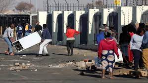 Ike opara 21 february 1989 (aged 20) wake forest university: Top Advocate Alleged Looting Instigator Ike Khumalo To Apply For Bail Sabc News Breaking News Special Reports World Business Sport Coverage Of All South African Current Events Africa S News Leader