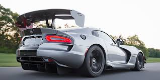 The dodge viper is a sports car that was manufactured by dodge (by srt for 2013 and 2014), a division of american car manufacturer fca us llc from 1992 through 2017. 2016 Dodge Viper Acr Review