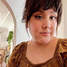 Dealing with pushy neighbors at renaissance faires?