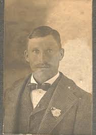 James L LaRose (1871-1929)