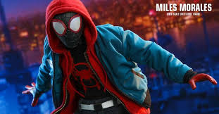 Details include a lined drawstring hood, hip pockets and rubber zipper pull. Hot Toys Spider Man Into The Spiderverse Miles Morales The Toyark News