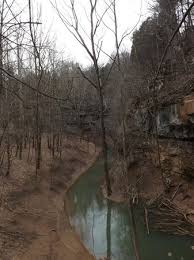cedar sink trail in mammoth cave np