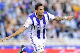 May 30, 2021 · the english forward is third on the list of the 2020/21 champions league top goalscorers despite not even reaching the knockout stage of the competition. Willian Jose Wants Tottenham Transfer As Talks With Real Sociedad Continue Goal Com