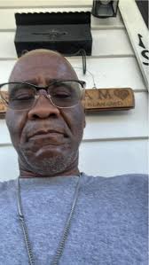 There needs to be a Law against peach Cobbler this good