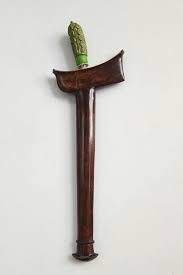 .dikatakan (mitos) hang tuah dianugerahkan keris taming sari yang diperbuat oleh khas oleh besi kursani (yang mempunyai kuasa mistik. Get Rahsia Keris Taming Sari Pics Rahsiagallery