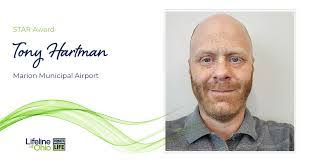 Lauri Hall's Instagram, Twitter & Facebook