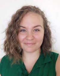 Nicole Knapp's Instagram, Twitter & Facebook