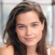 Sarah Catherine Hook '17 Stars in New Netflix Vampire Drama • Voice and  Opera Studies • Purchase College