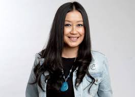 Era fm pop is one of the best online radio station on malaysia. Suria Radio Host Dj Lin Who Helms A Love Show Reveals Own Heartbreak The Star