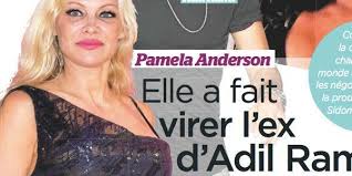 Pamela anderson new vegan bags collection x ashoka paris may 10, 2020 pamela anderson, une femme engagée sur tous les fronts.faire évoluer les mentalités, défendre les victimes, rendrejustice, remettre. Pamela Anderson A Fait Virer Sidonie Biemont L Ex D Adil Rami De Dals