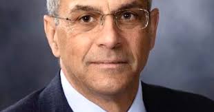 Manolis to seek nomination for judge seat