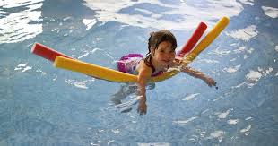 Schwimmszene atmet auf