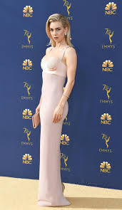 Well The Emmys Fashion This Year Was The Sexiest We Ve Seen In Awhile Hey In 2020 Vanessa Kirby Nice Dresses Strapless Prom Dresses