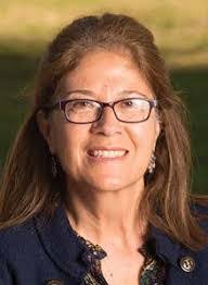 Karla Leslie's Instagram, Twitter & Facebook