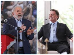 Reprovação do atual presidente avançou dez pontos percentuais de fevereiro para cá, passando de 39% para 49% [source: Datafolha Lula Lidera Corrida Presidencial Para 2022 E Supera Bolsonaro Por 55 A 32 No 2Âº Turno