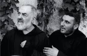 Gianni bonagura, sergio castellitto, jürgen prochnow and others. Ojciec Pio I Przybysze Z Zaswiatow