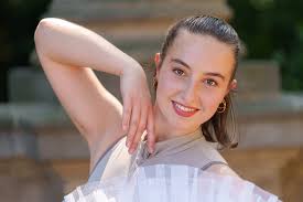 Wendy, born in Denver, United States of America (Photo: Sibylle Rüstig) I  came to Berlin in 2008. The Wall was in pieces and so was my life. I'd lost  my mother; my