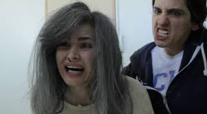 ROXY AND HANNA DO LAUNDRY