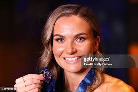 Hallie Newman's Instagram, Twitter & Facebook