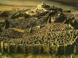 Which Non Disney Girl Are You Labyrinth Movie Labyrinth Labyrinth Maze