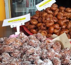 It is usually served during breakfast or teatime. Nadra Travel Living Kuih Keria Kat Kl Yang Boleh Tandingi Kuih Keria Viral Melaka