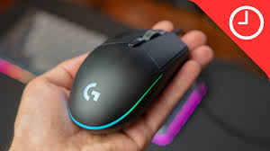 Features lightsync rgb lighting with color wave effects and approx. Logitech G203 Lightsync Review Doesn T Break The Mold Or Bank Youtube