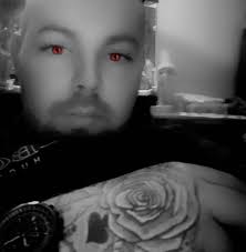 Does anyone know where I can sell 2 sets of darts? I've got John lowe + the  menace darts just gathering dust 😅