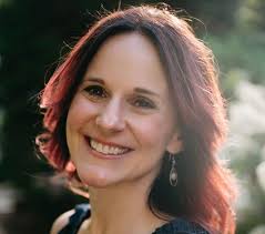 Lisa Bodnar's Instagram, Twitter & Facebook