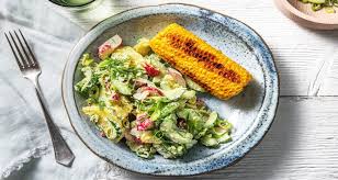 Skandinavischer Kartoffelsalat Mit Dill Rezept Hellofresh Rezept Kartoffelsalat Mit Dill Kartoffelsalat Lebensmittel Essen