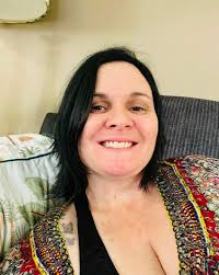 What resources are available to help an elderly veteran with temporary  housing in Murfreesboro, TN?