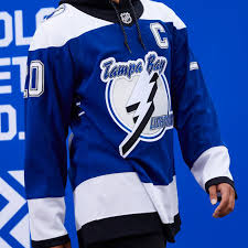 The most common bruins reverse jersey material is glass. Lightning Round Tampa Bay Lightning Unveil Their Reverse Retro Jersey Raw Charge