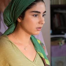 Samya Rahmani Wins "Best Female Actress" for Her Leading Role in Pomegranate