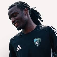 🇹🇷 Trendyol Süper Liga El Kocaelispor de Joseph Nonge cayó de visita 1-0  ante el Trabzonspor en la liga turca. Nonge jugó 86 minutos y fue  reemplazado. 1-0 Ebere Onuachu 🇳🇬 49' #LegionariosCR #TrendyolSüperLig  #Kocaelispor