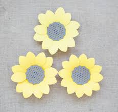 Well, the free flower petal template options available online would be really beneficial here. Paper Sunflower Template Free Svg And Tutorial