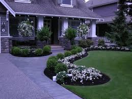 12 Best Shaded Front Yard Landscaping Ideas Front Yard Landscaping Design Boxwood Landscaping Front Yard Landscaping
