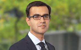 White & Case duo among four solicitors made up in reduced silk round