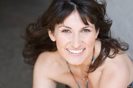 Sarah Buster's Instagram, Twitter & Facebook