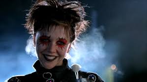 Ella Strange (ellastrangee)