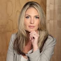 Kimberly Egan's Instagram, Twitter & Facebook